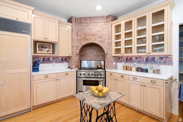 2821 N 200 W, North Ogden, UT 84414