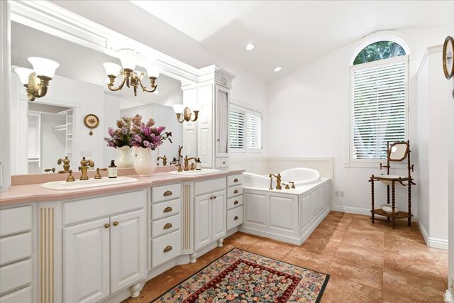 2821 N 200 W, North Ogden, UT 84414