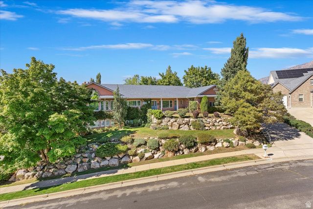 2821 N 200 W, North Ogden, UT 84414