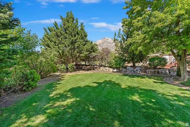 2821 N 200 W, North Ogden, UT 84414