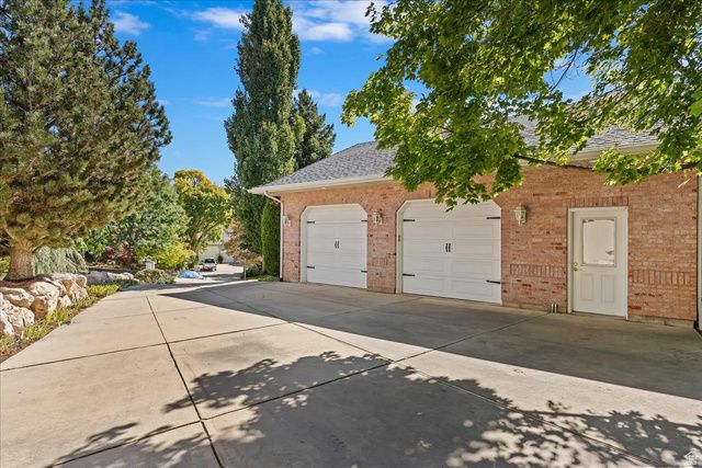 2821 N 200 W, North Ogden, UT 84414