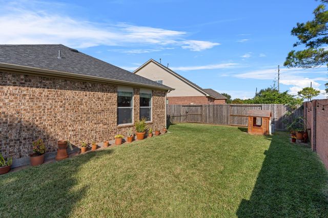 12304 Shady Brook Drive, Pearland, TX 77584