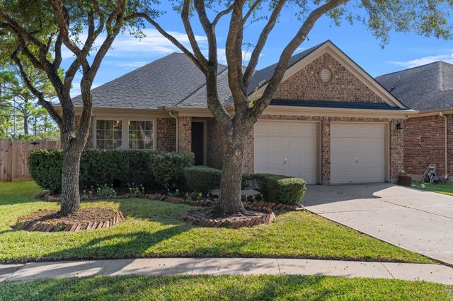 12304 Shady Brook Drive, Pearland, TX 77584