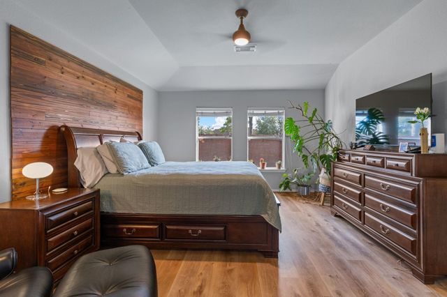 12304 Shady Brook Drive, Pearland, TX 77584