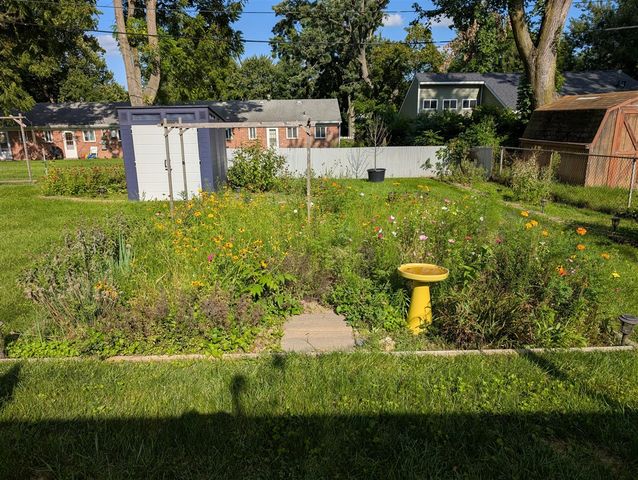 992 N Prospect Road, Ypsilanti, MI 48198