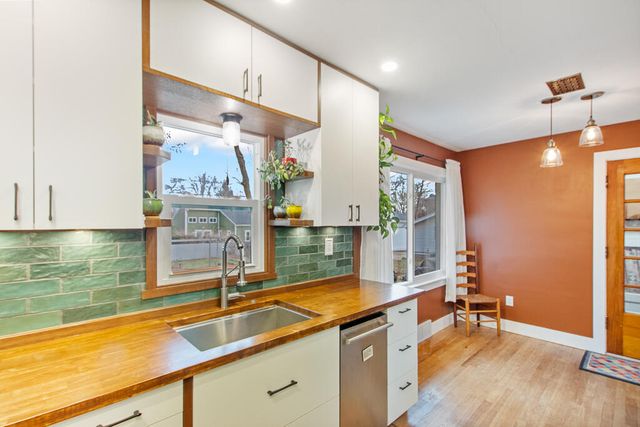 992 N Prospect Road, Ypsilanti, MI 48198