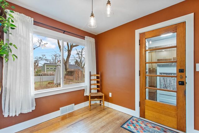 992 N Prospect Road, Ypsilanti, MI 48198