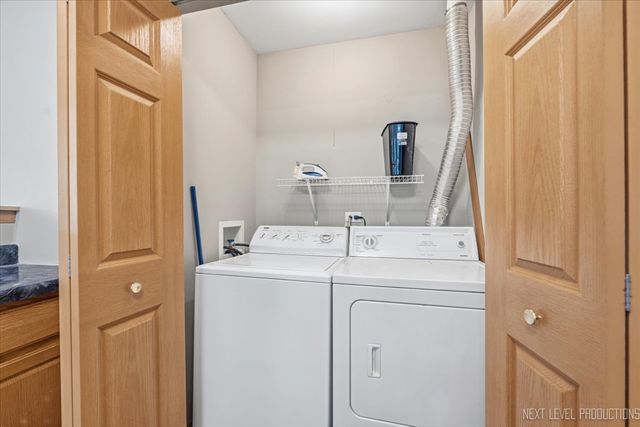 2471 Stoughton Circle 2471, Aurora, IL 60502