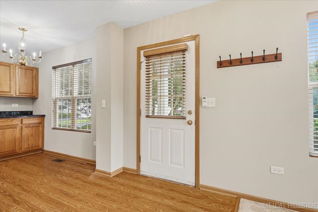 2471 Stoughton Circle 2471, Aurora, IL 60502