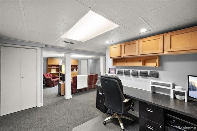 11024 Hubbard Street, Livonia, MI 48150