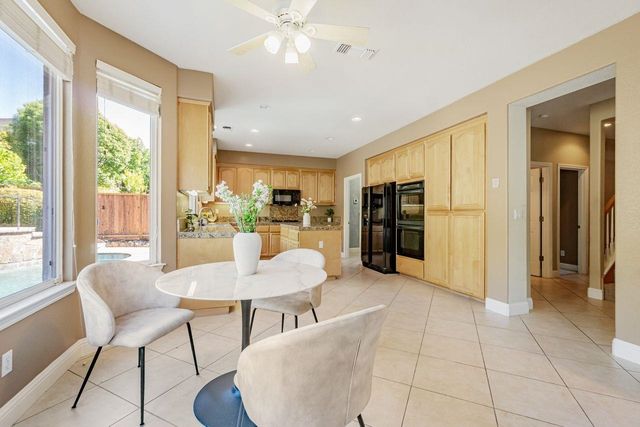 5391 Fernbank Dr, Concord, CA 94521