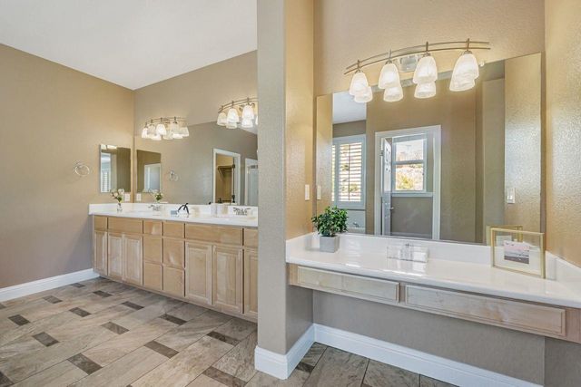 5391 Fernbank Dr, Concord, CA 94521