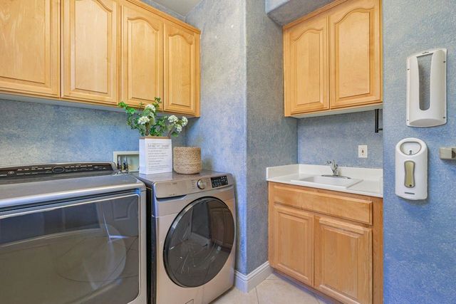 5391 Fernbank Dr, Concord, CA 94521