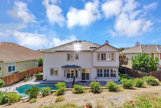 5391 Fernbank Dr, Concord, CA 94521