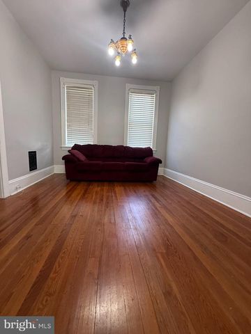 128 E JAMES ST, Lancaster, PA 17602