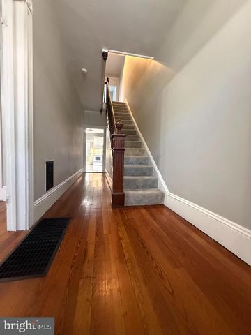 128 E JAMES ST, Lancaster, PA 17602