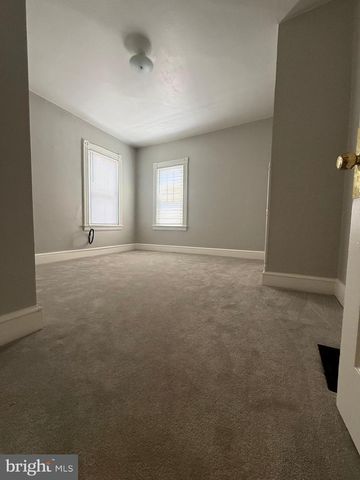 128 E JAMES ST, Lancaster, PA 17602