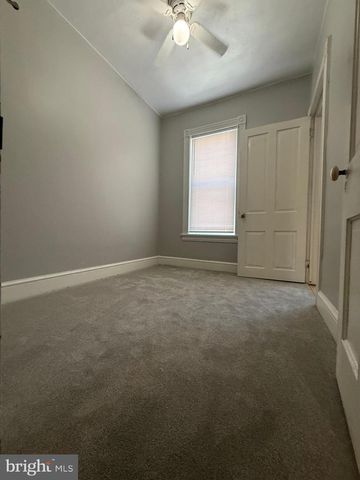 128 E JAMES ST, Lancaster, PA 17602