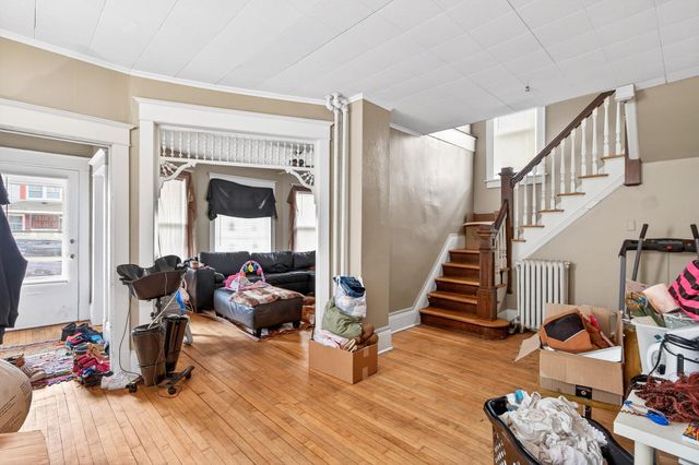 653 Sims Avenue, Saint Paul, MN 55106