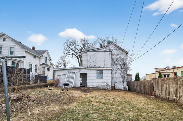 653 Sims Avenue, Saint Paul, MN 55106