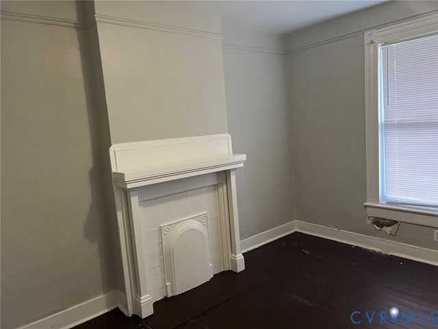 125 Chappell St, Petersburg, VA 23803