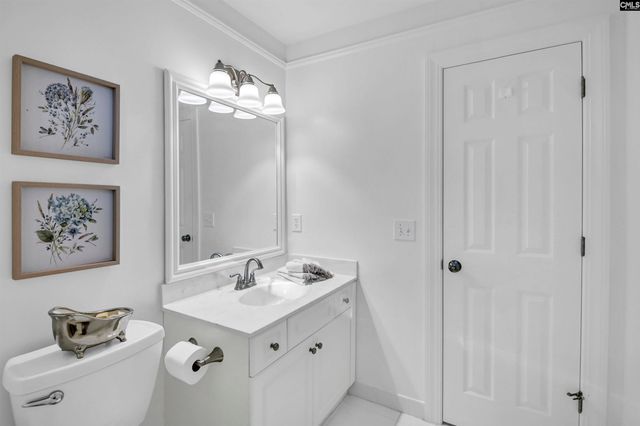 135 Chestnut Woods Lane, Columbia, SC 29212