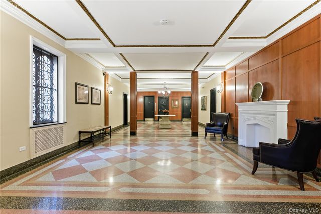 25 Parkview Avenue 2A, Bronxville, NY 10708