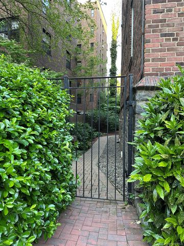 25 Parkview Avenue 2A, Bronxville, NY 10708