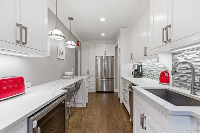 25 Parkview Avenue 2A, Bronxville, NY 10708
