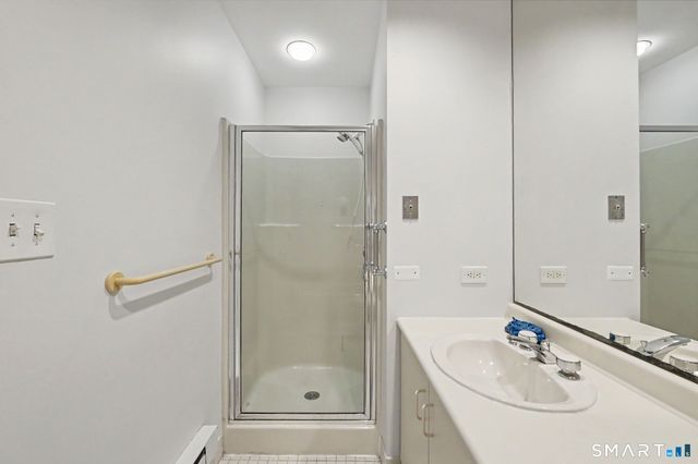 453 East Putnam Avenue 4G, Greenwich, CT 06807