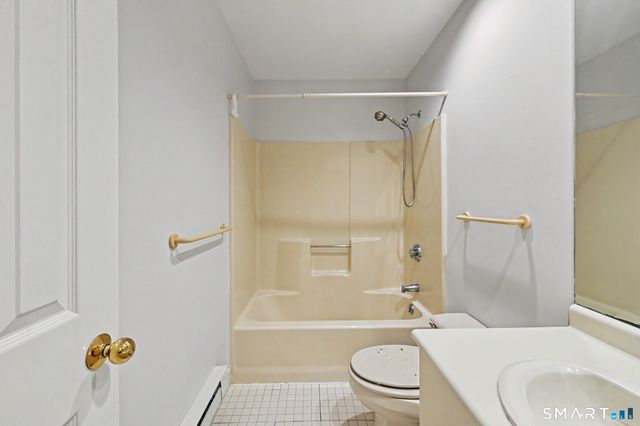 453 East Putnam Avenue 4G, Greenwich, CT 06807