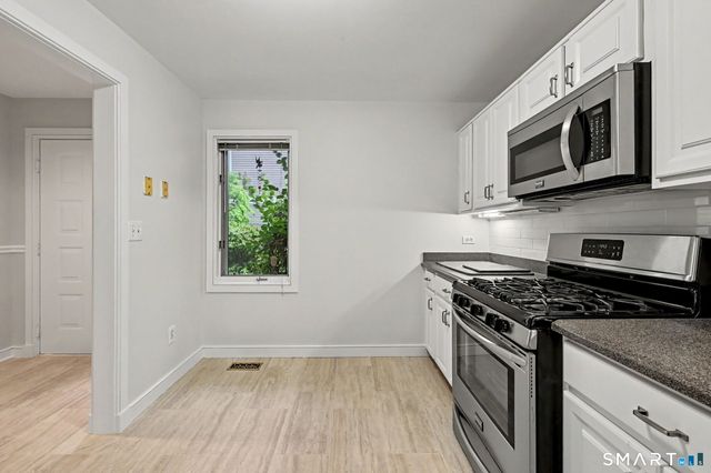 453 East Putnam Avenue 4G, Greenwich, CT 06807