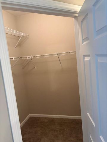3243 Stratford Court 3B, Lake Bluff, IL 60044