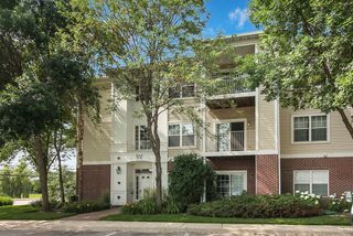 3243 Stratford Court 3B, Lake Bluff, IL 60044