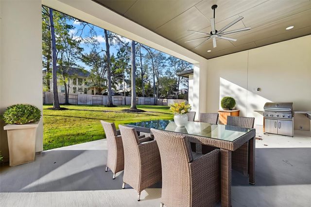 1020 Prescott Drive, Conroe, TX 77301