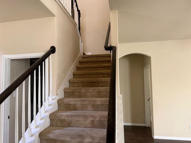 3127 Cambridge Falls Drive, Fresno, TX 77545