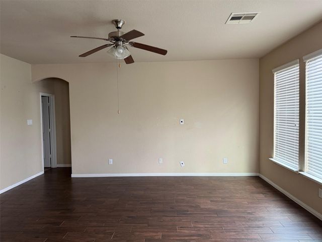 3127 Cambridge Falls Drive, Fresno, TX 77545