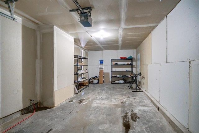 5215 Manitowoc Parkway, Madison, WI 53705