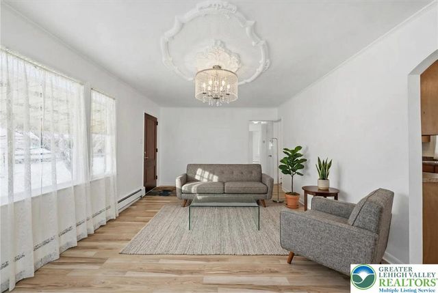 1229 West Whitehall Street, Allentown City, PA 18102