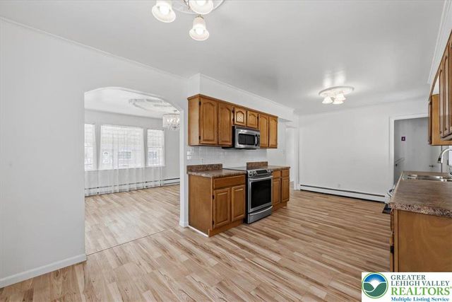 1229 West Whitehall Street, Allentown City, PA 18102