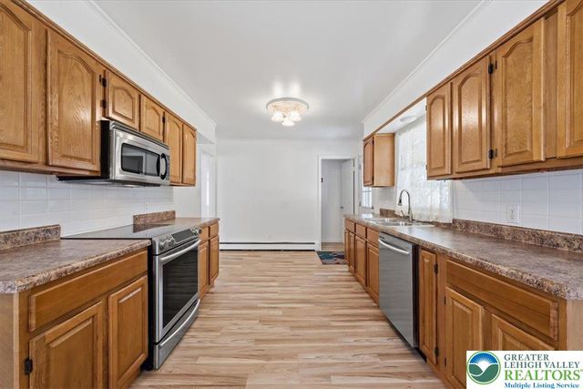 1229 West Whitehall Street, Allentown City, PA 18102