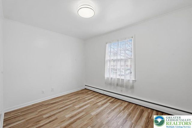 1229 West Whitehall Street, Allentown City, PA 18102