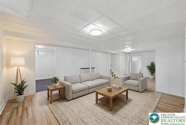 1229 West Whitehall Street, Allentown City, PA 18102