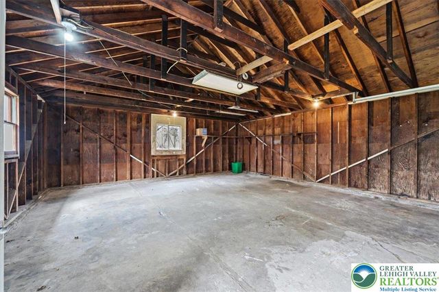 1229 West Whitehall Street, Allentown City, PA 18102