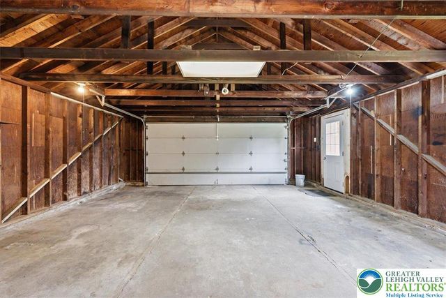 1229 West Whitehall Street, Allentown City, PA 18102