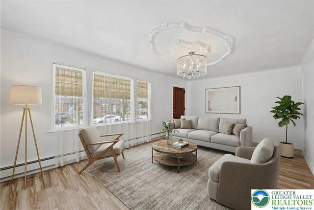 1229 West Whitehall Street, Allentown City, PA 18102