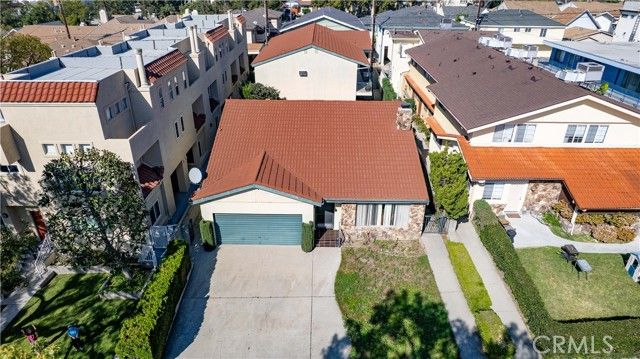 723 E Tujunga Avenue, Burbank, CA 91501