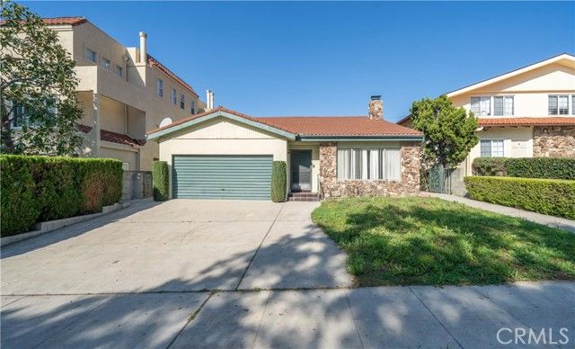 723 E Tujunga Avenue, Burbank, CA 91501