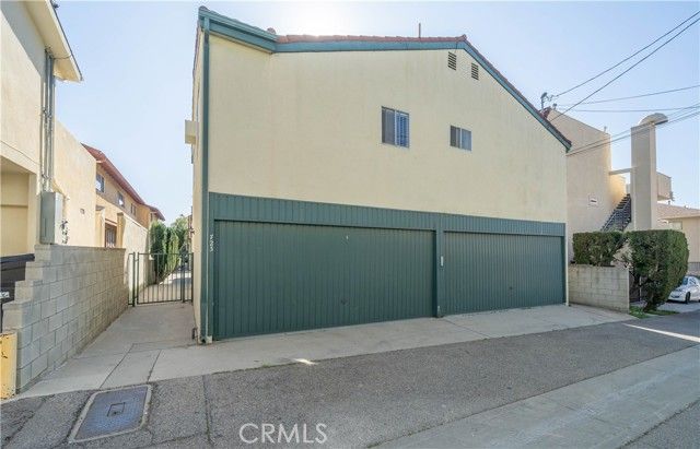 723 E Tujunga Avenue, Burbank, CA 91501