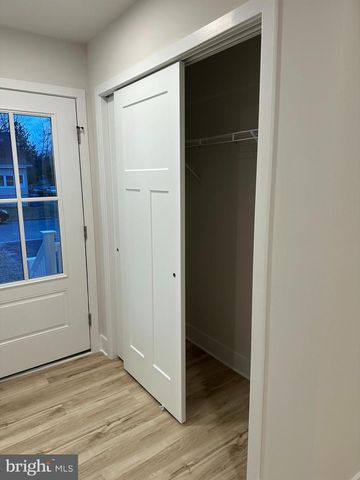 1676 MILLER AVE, West Deptford, NJ 08086